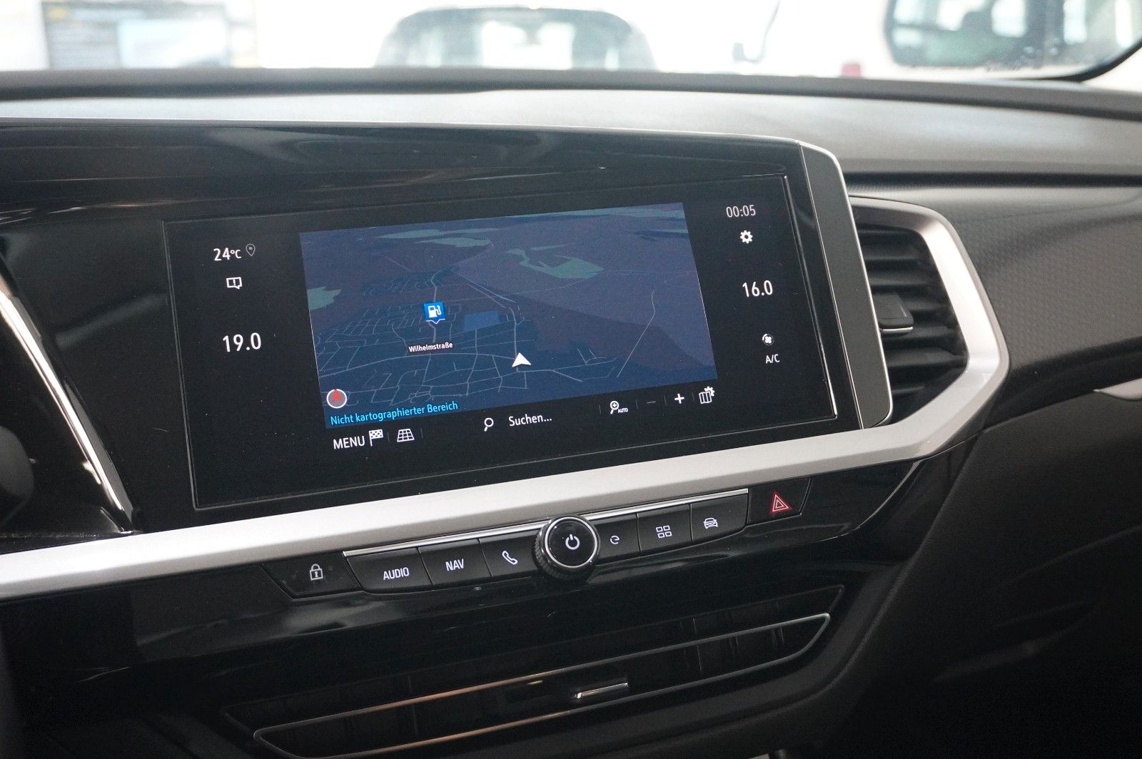 Fahrzeugabbildung Opel Grandland (X) ULTIMATE 4HYBRID NAVI/LED/360°/AHK