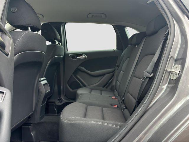 Mercedes-Benz B 180 7G-DCT Automatik *Garantie*