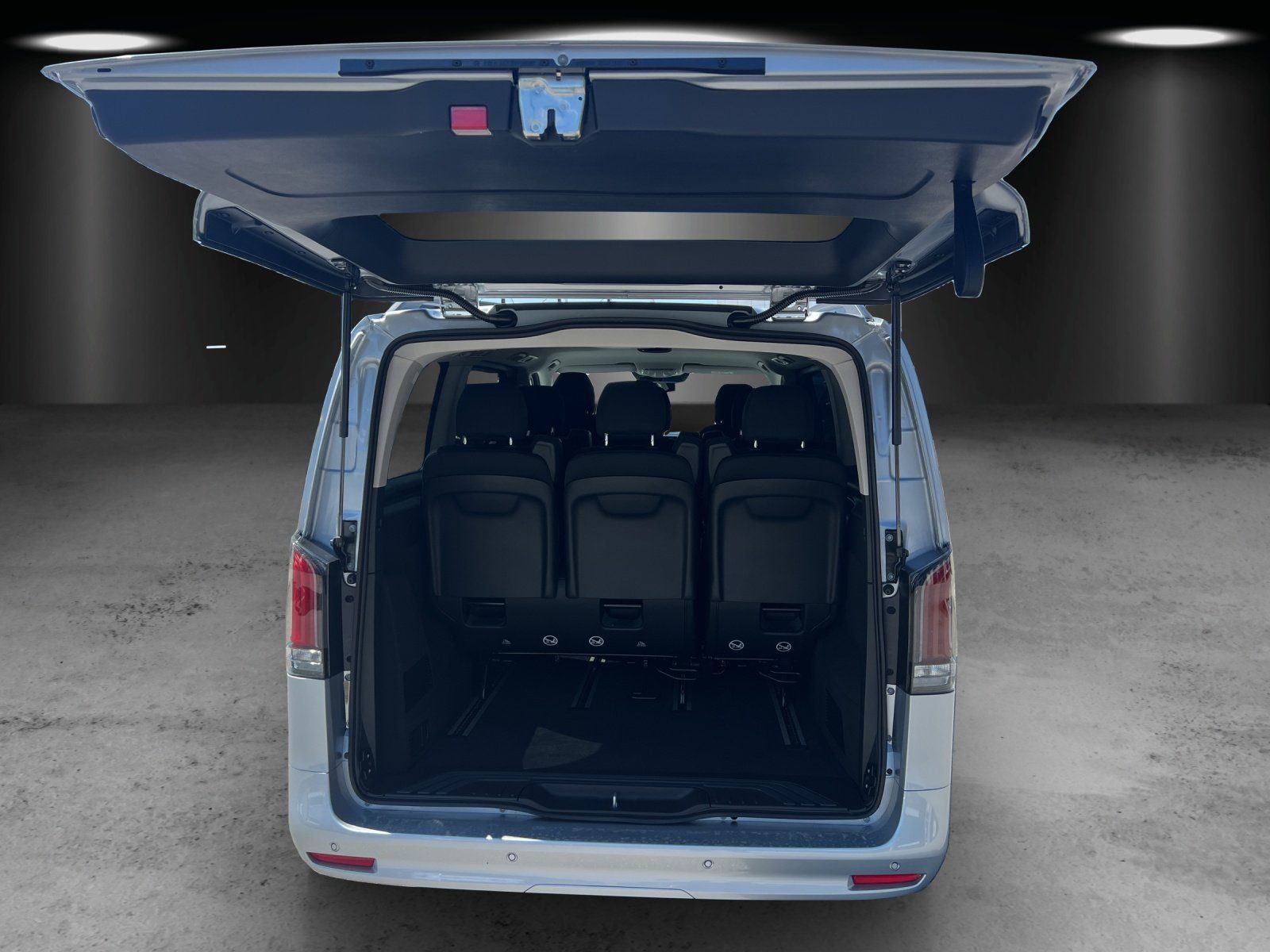 Fahrzeugabbildung Mercedes-Benz Vito 119 Tourer Sport-Paket AHK Thermotronik Nav