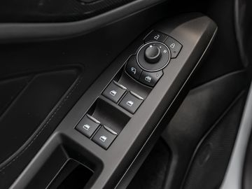 Ford Focus Turnier 1.0 ST-Line X Drive-Assist Navi