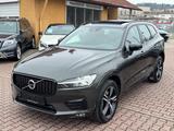 Volvo XC60 R Design AWD STDHZG+AHK+PANO+360°+HdUp+LED - Volvo XC60 Gebrauchtwagen in Stuttgart