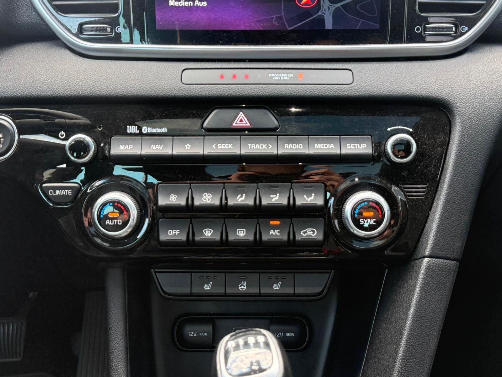 Kia Sportage Black Edition 4WD/ KAM/ NAV/ PANO/ LED foto 15