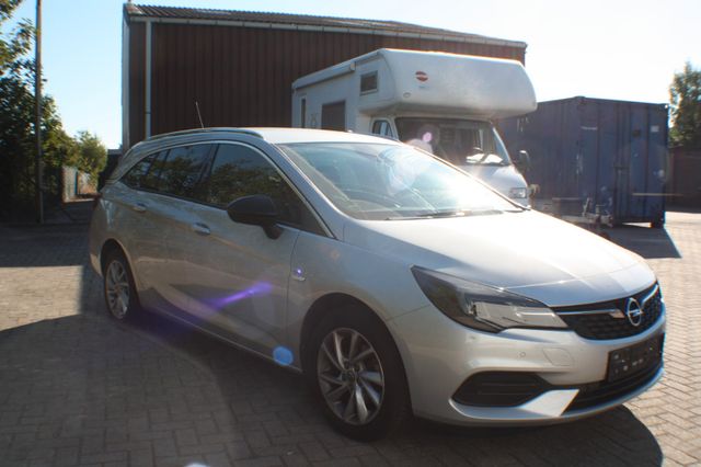 Opel Astra K Sports Tourer Elegance Navi LED-Scheinw