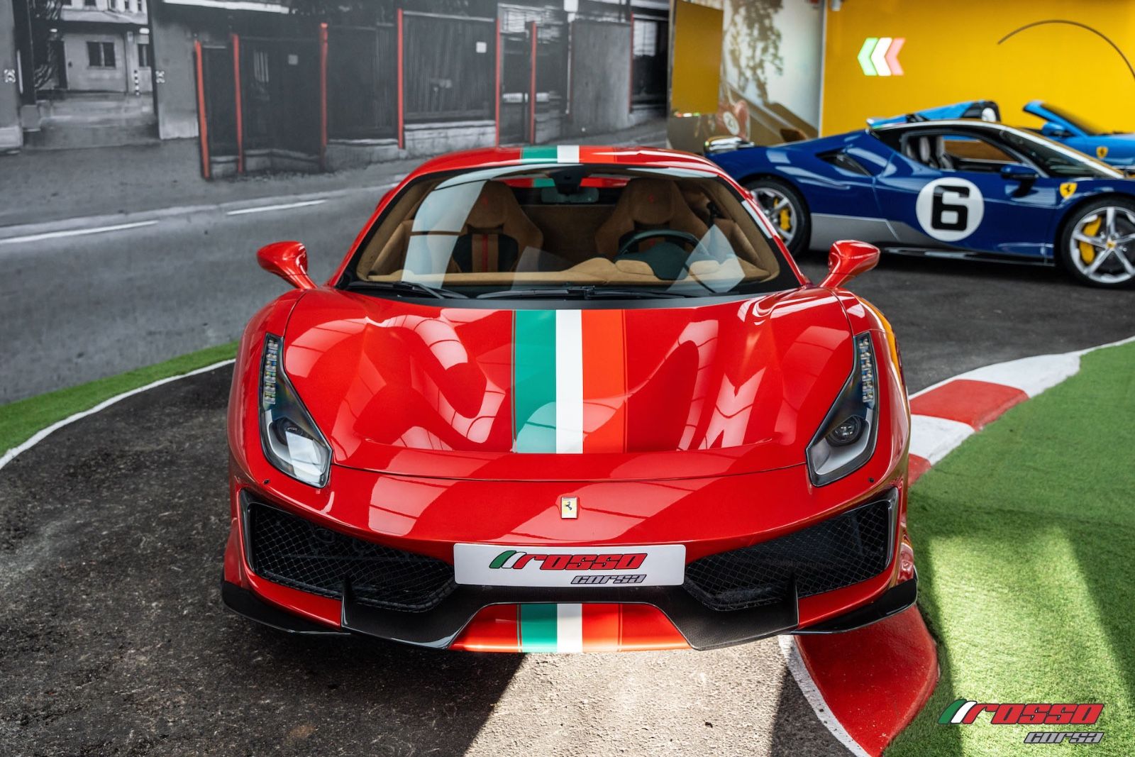 Ferrari 488 Pista *ITALIAN SOUL . UNMATCHED PERFORMANCE* imagem 3