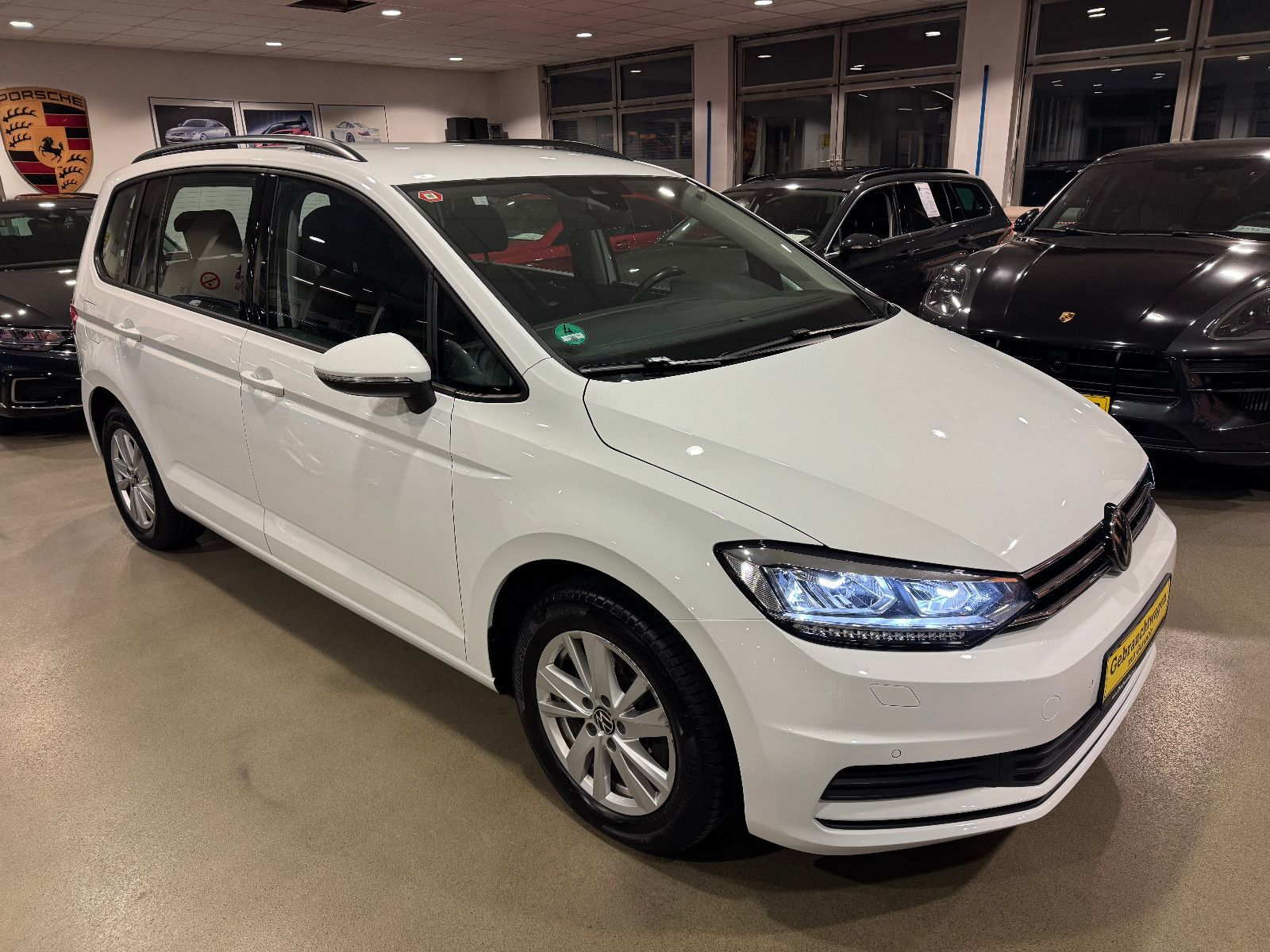 Volkswagen Touran Comfortline BMT/Virtual NAVI,ACC+,AHK,LED imagem 3