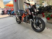 KTM 690 Duke