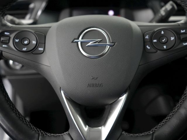 Corsa-e F EDITION 50kWh AT+RÜCKFAHRKAMERA+LED LI