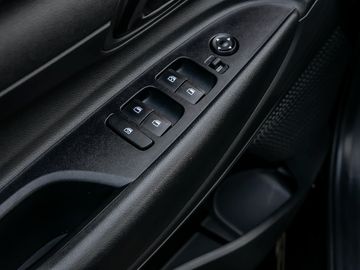 Hyundai i20 1.2 Select Spurhalteassistent Kamera Navi