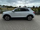 Volkswagen T-Roc 1.5 TSI OPF DSG MOVE MOVE