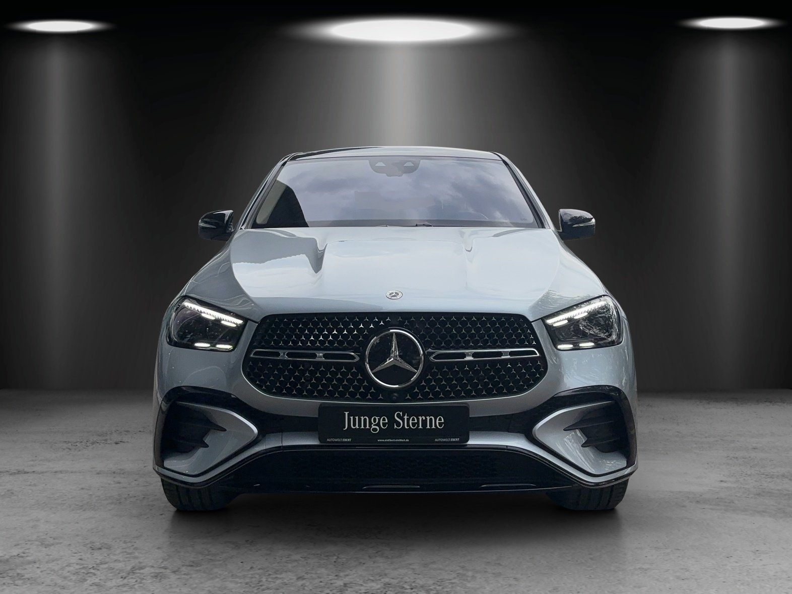 Fahrzeugabbildung Mercedes-Benz GLE400e AMG Prem AIRMATIC Carbon DISTR Pano MLED