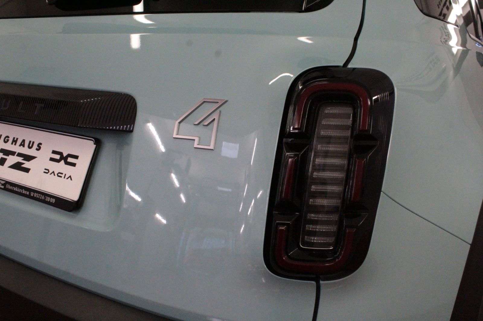 Fahrzeugabbildung Renault R 4 E-Tech 150 Comfort Range Iconic *Vollausst.*