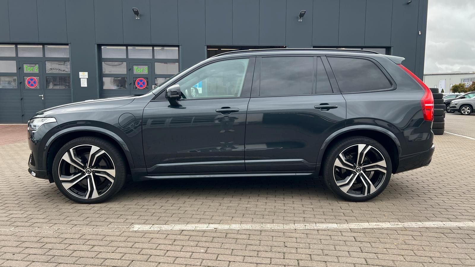 Fahrzeugabbildung Volvo XC90 T8 PHEV AWD R Design*360°*Massage*LUFT*B&W*