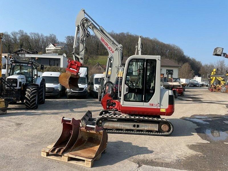 Takeuchi TB 145