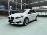 BMW 220d Active Tourer Sport-Aut. Sport Line - BMW 220 Active Tourer: Von Privat