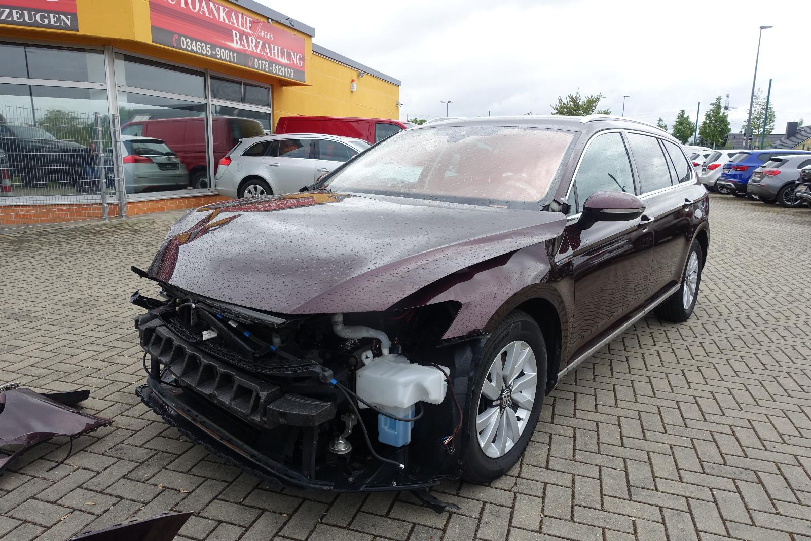 Volkswagen Passat Variant 4Moti*LED*ACC*Leder*Navi*Unfall