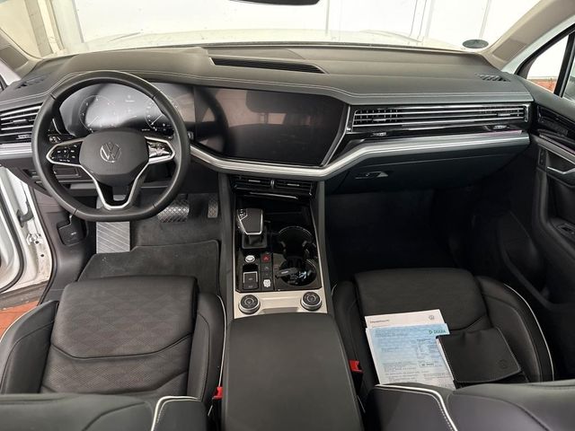 Touareg Elegance 3.0 TDI 4Motion LEDER STDHZG IQ