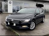 Volkswagen VW Passat schwarz Euro 6 - Volkswagen Passat: V6