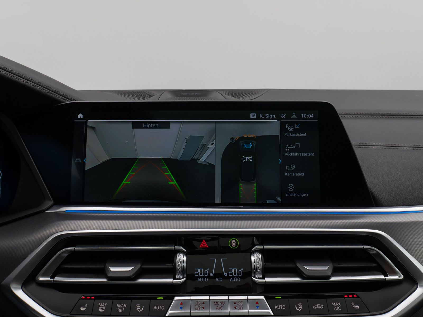 Fahrzeugabbildung BMW X5 xD45e M Sport Panorama Laser 360°HUD DAB B&W