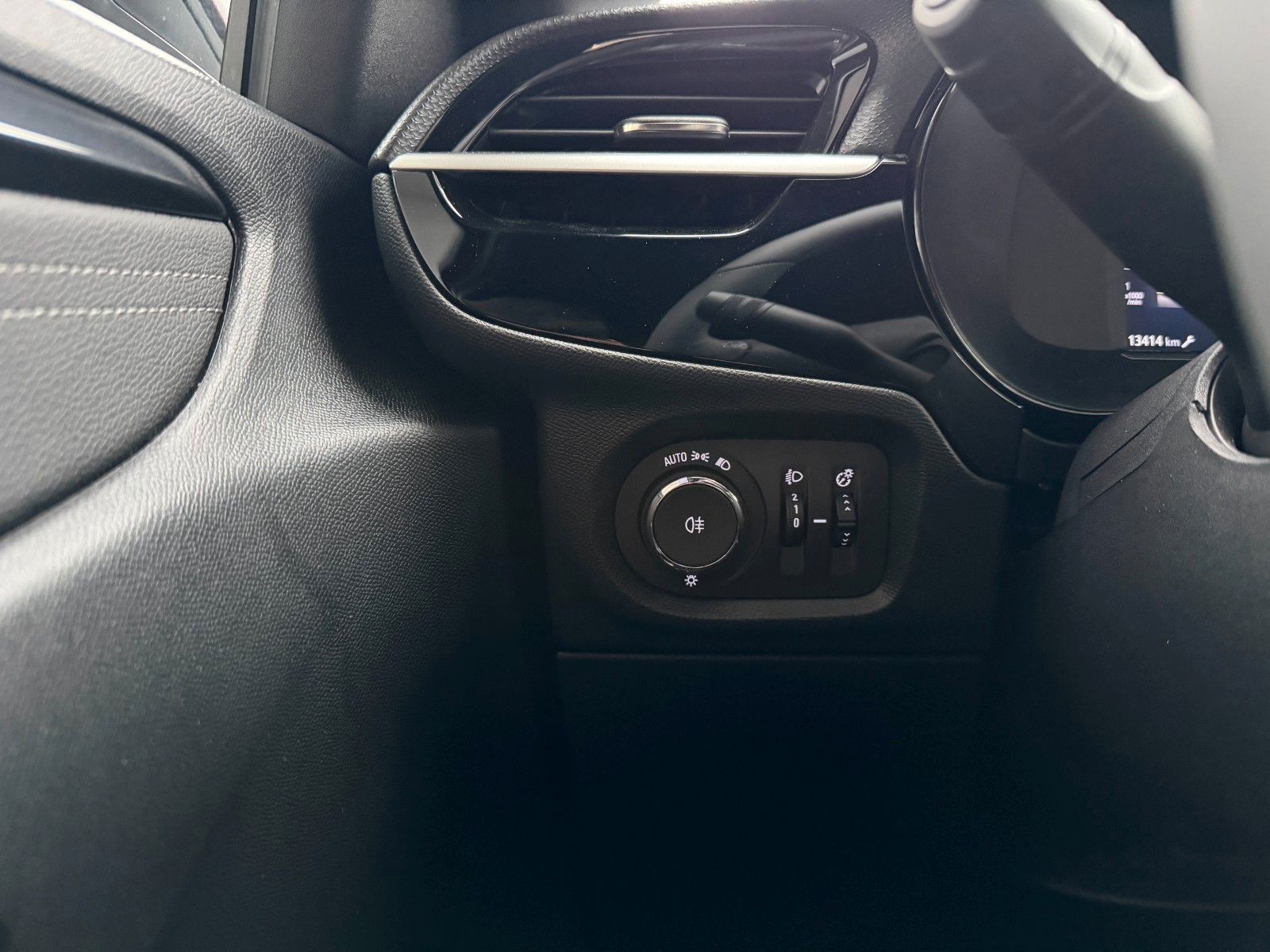 Fahrzeugabbildung Opel Corsa F GS 100 PS SHZ/Kamera/Allwetter!