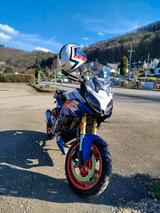 BMW F 900 XR Neuwertig Vollausstattung - BENZIN SPORTTOURER AUTOMATIK