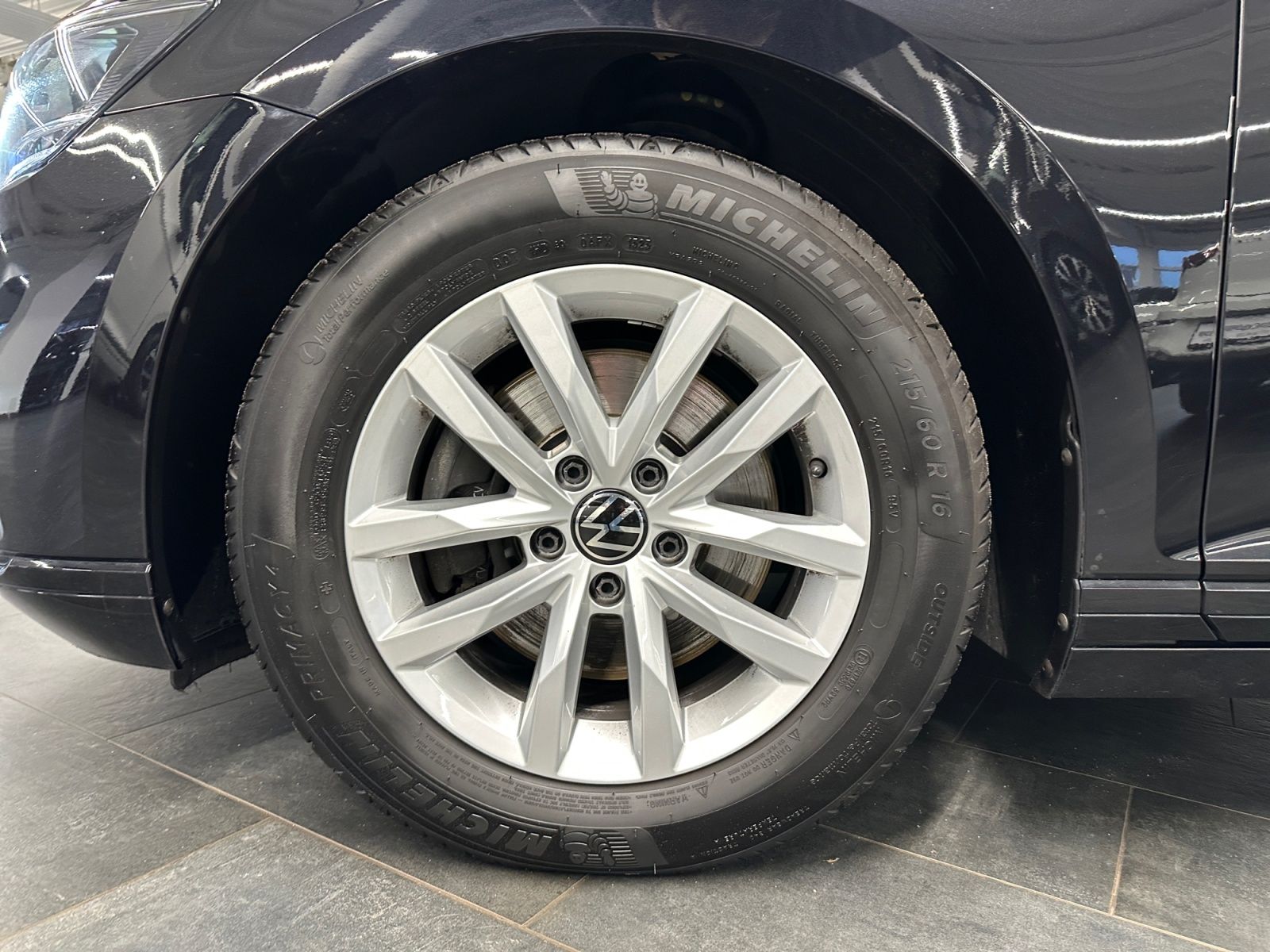 Volkswagen Passat Variant - Bild 8