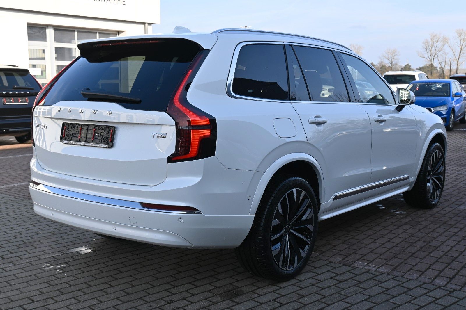 Fahrzeugabbildung Volvo XC90 T8 AWD Plus Bright*FSHZG*PANO*360°*ACC