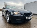 BMW Z4 Baureihe Z4 Roadster 2.5i TÜV/10/25 - BMW Z4 aus 2007: Roadster