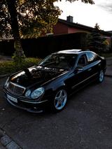 Mercedes-Benz Mercedes e klasse e500 - Mercedes-Benz E 500 aus 2004