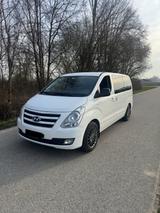 Hyundai H-1//8-Fach//Scheckheft//Navi//Automatik//TÜV  - scheckheftgepflegte Hyundai H-1 Starex