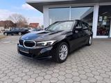 BMW 318i Touring KAMERA KLIMAAUTOMATIK NAVI SZH DAB - BMW 318: Schwarz, 318d
