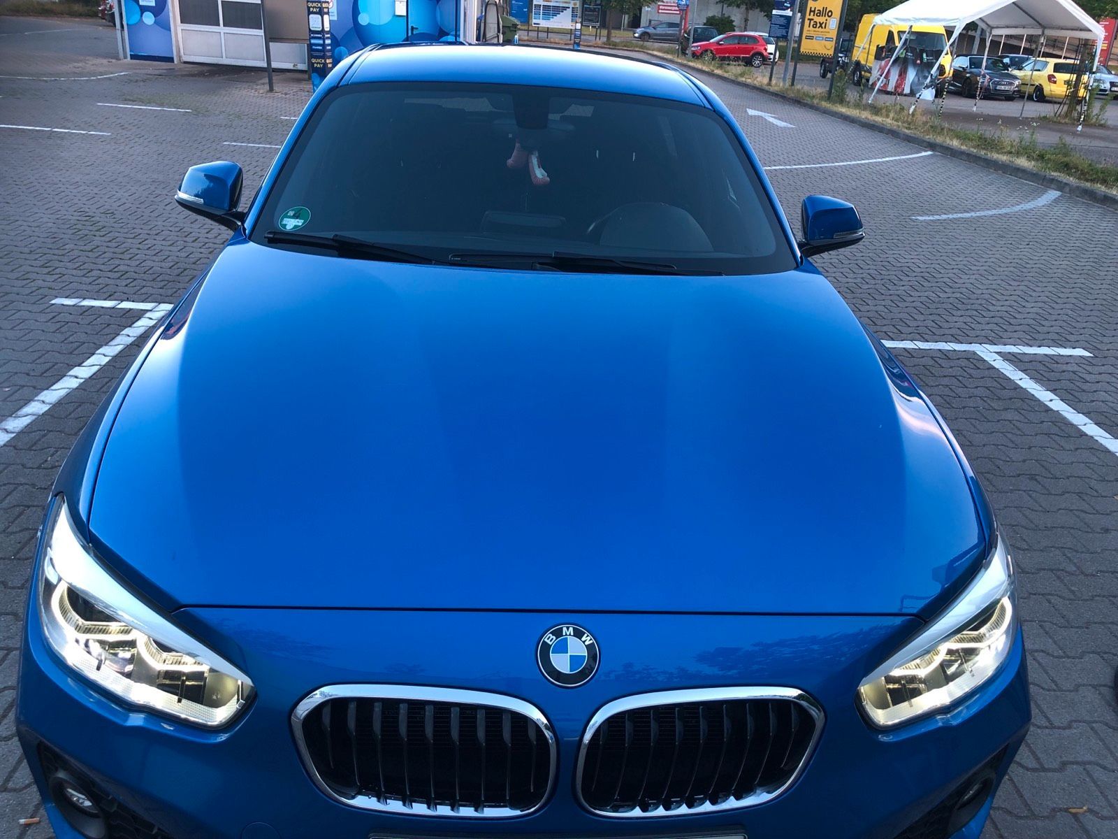 BMW BMW 1 Sportpaket Baujahr 2016 sehr gute Zu...