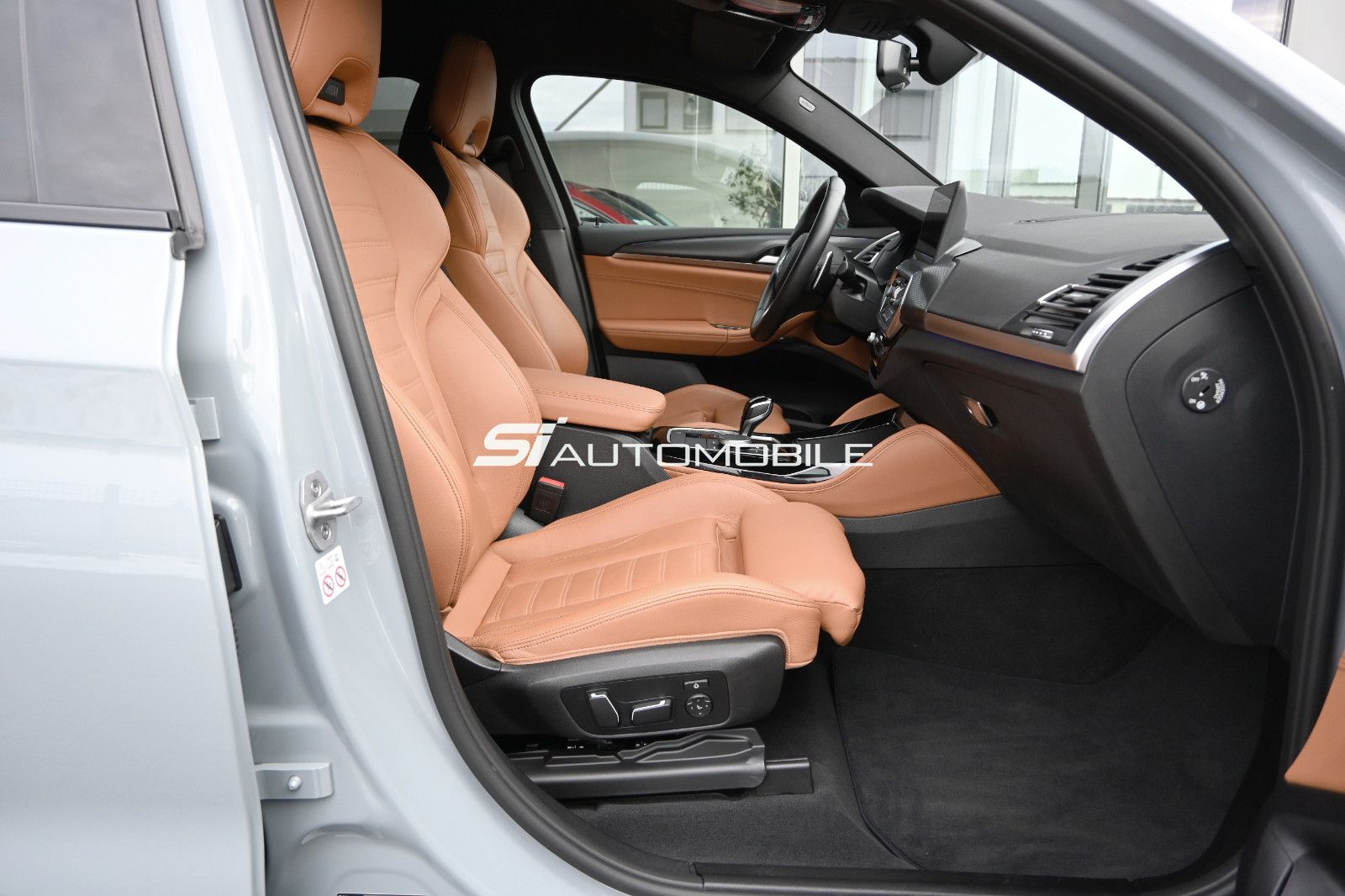 Fahrzeugabbildung BMW X4 xDr30d M SPORT °UVP 96.290€°AHK°M-SITZ°STHZG°