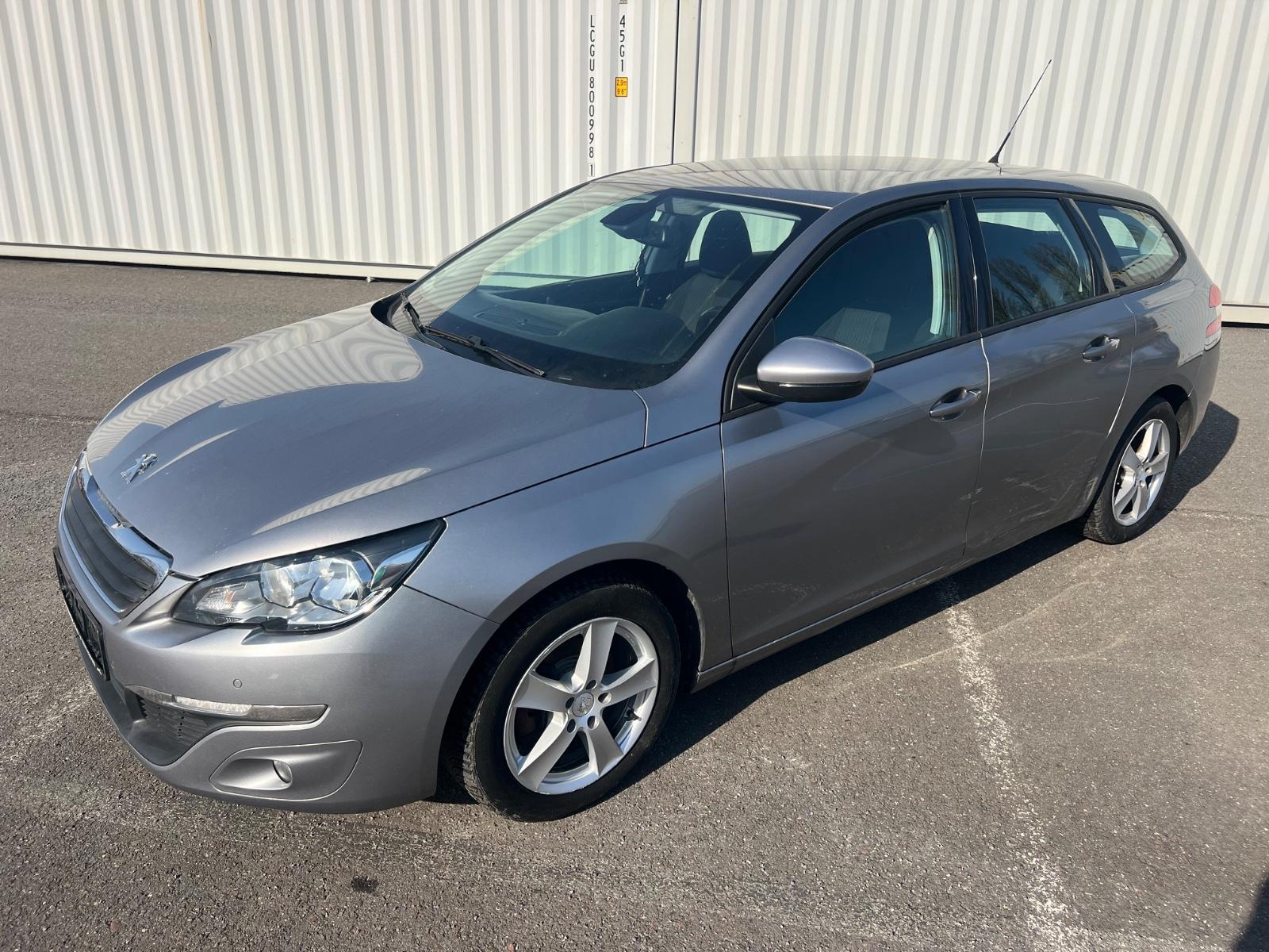 Peugeot 308 SW Active 110 PureTech *Motor läuft unruhig*