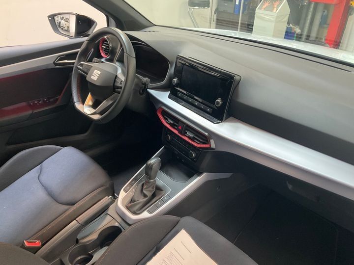 Fahrzeugabbildung SEAT Arona FR TSI DSG *Cam*LED*PDC*Sitzhzg*ACC*APP*
