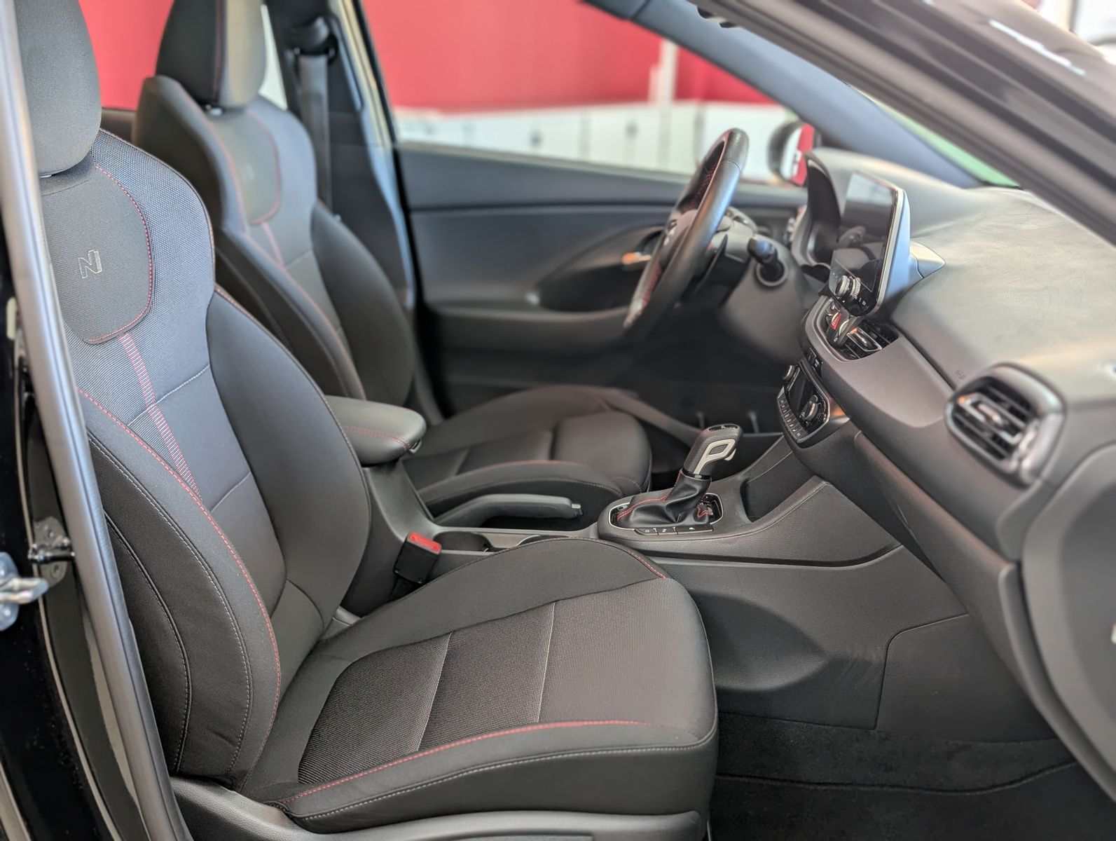 Fahrzeugabbildung Hyundai i30 N Line Mild-Hybrid LED TEMP CARPLAY KAM PANO