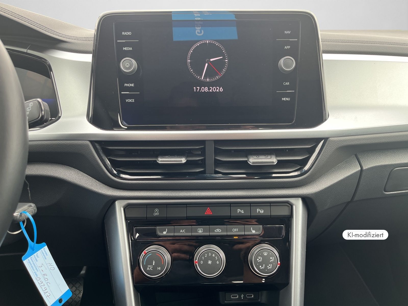 Volkswagen T-Roc - Bild 12