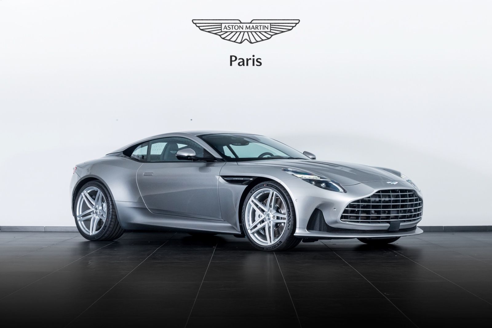 Aston Martin DB12 4.0 V8 imagem 2