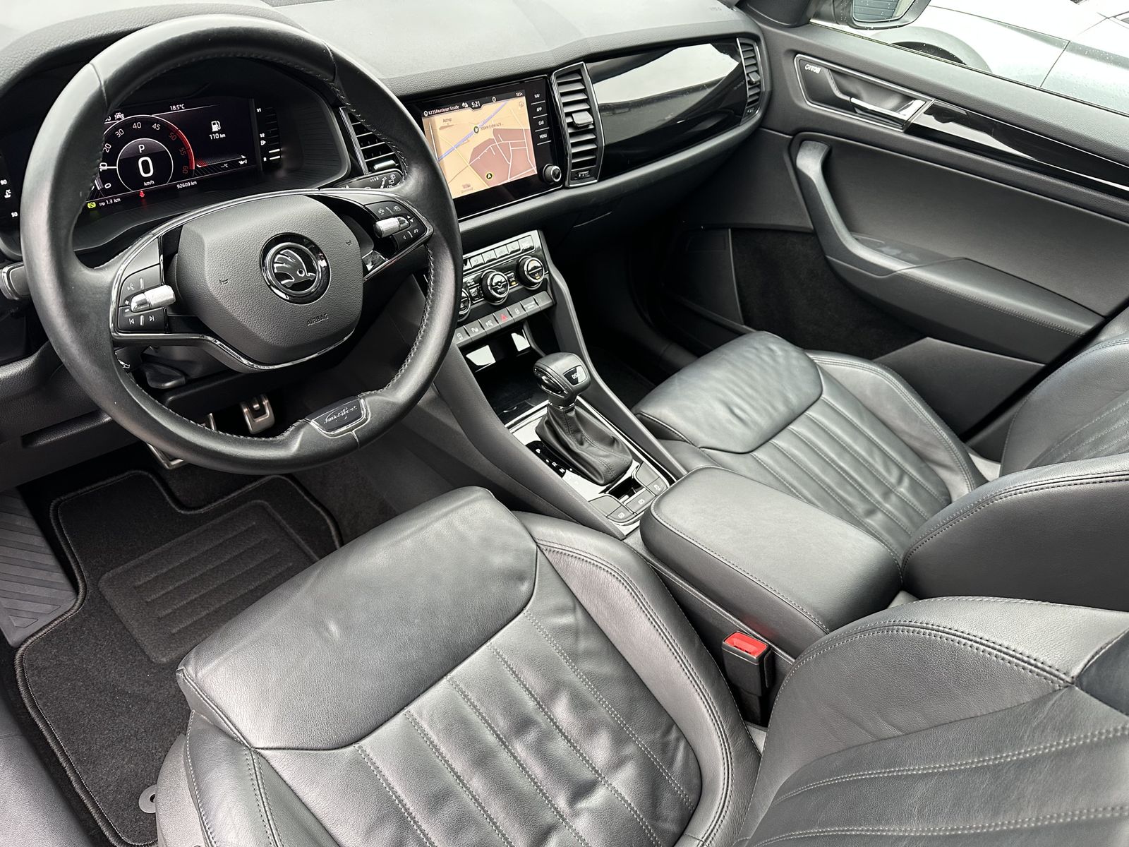 Fahrzeugabbildung SKODA Kodiaq 2.0 TDI DSG L&K NAV+LED+360°+VCOCK+CANTON