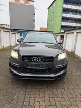 Audi Q7 3.0 TDI 7sitzer S-line Standheitzung - Audi Q7 in Braunschweig