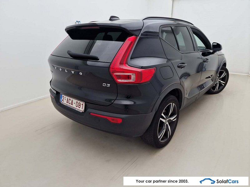 Volvo XC 40 2.0 D3 R-Design Aut. H/K LED Virtual ACC  imagem 2