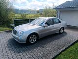 Mercedes-Benz Mercedes Benz E Klasse 270 CDI (W211 AHK W... - Mercedes-Benz E-Class mit Diesel-Antrieb: W211