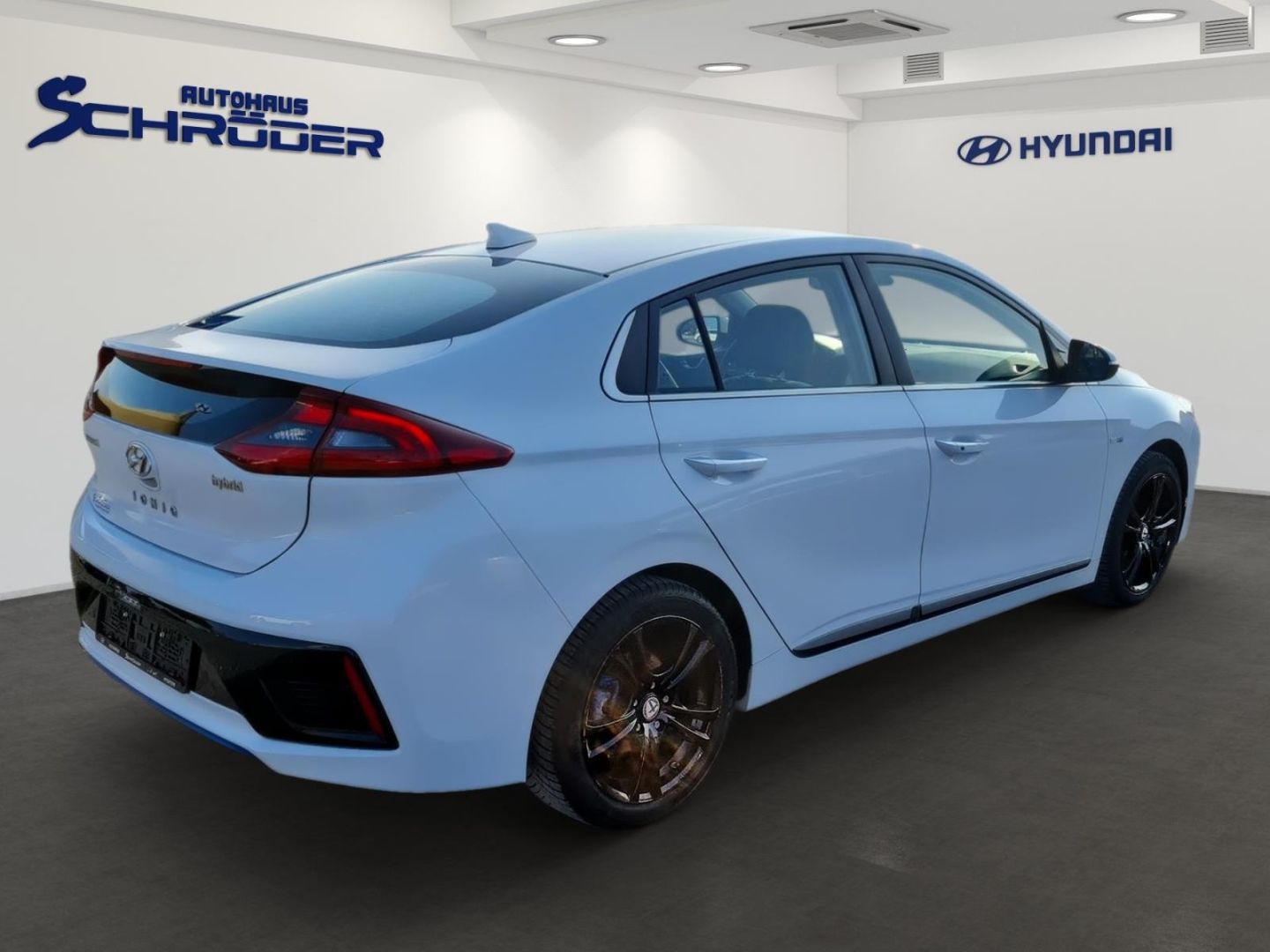 Fahrzeugabbildung Hyundai IONIQ 1.6 GDi HEV ELECTRO PREMIUM ALLWETTER+PDC