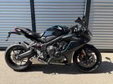 Honda CBR650R / NUR 3.850 KM !! /ZUBEHÖR / SERVICE NEU - HONDA CBR 650