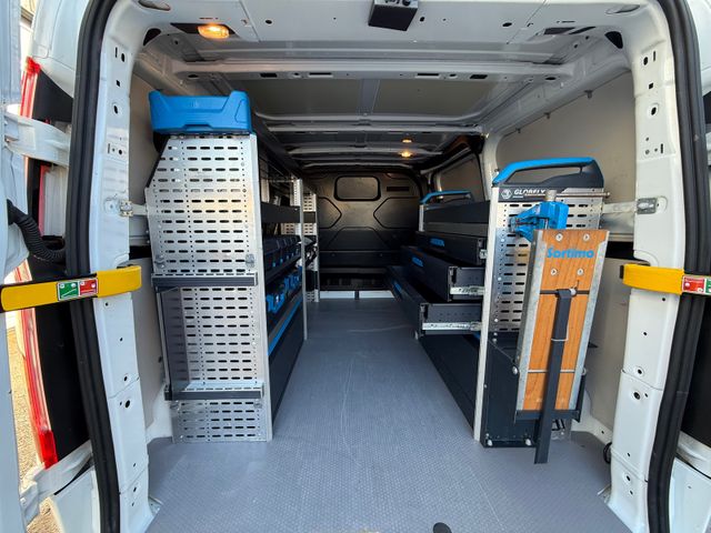 Ford Transit Custom Regale Sortimo