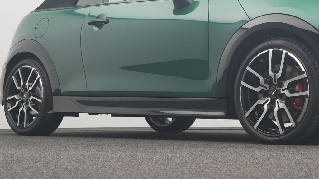 MINI John Cooper Works Cabrio - Bild 21