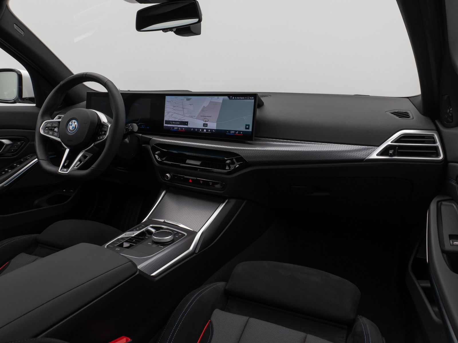 Fahrzeugabbildung BMW 330e M Sport Panorama 360°HUD DAB H/K AHK ACC