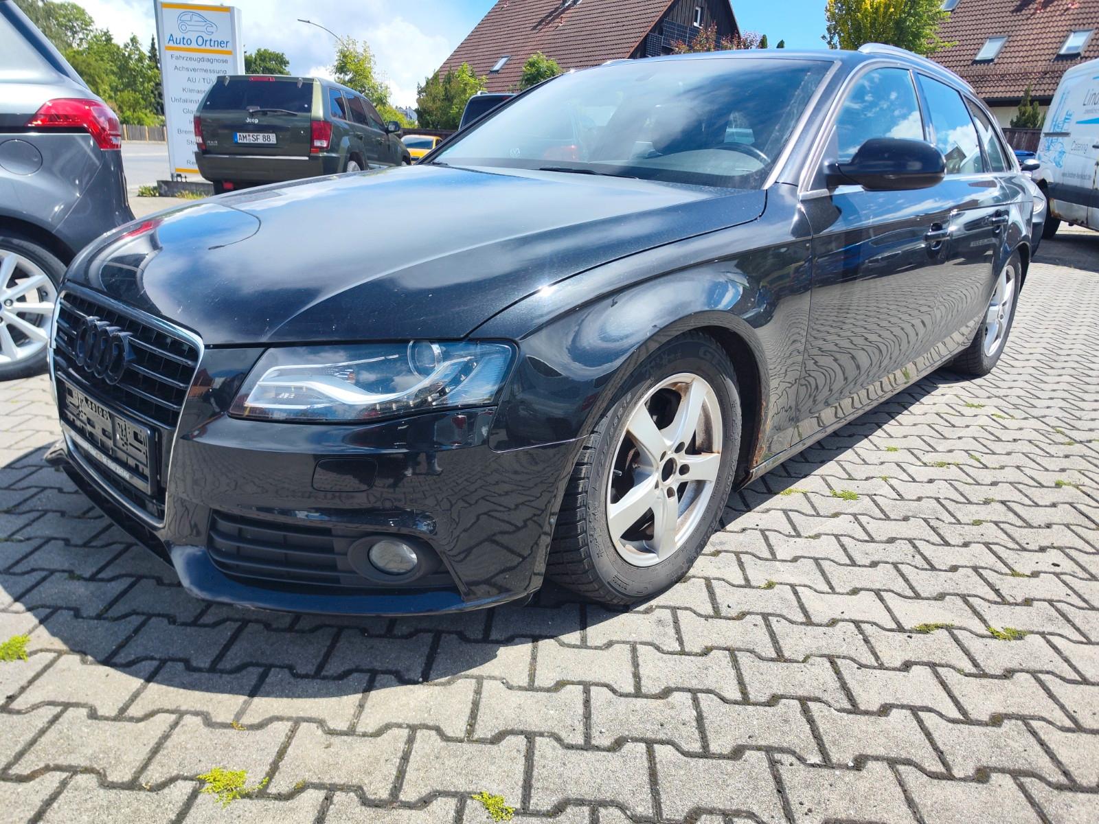 Audi A4Avant*Ambition*Quattro*Navi*SHZ*Alcantara*19Z*