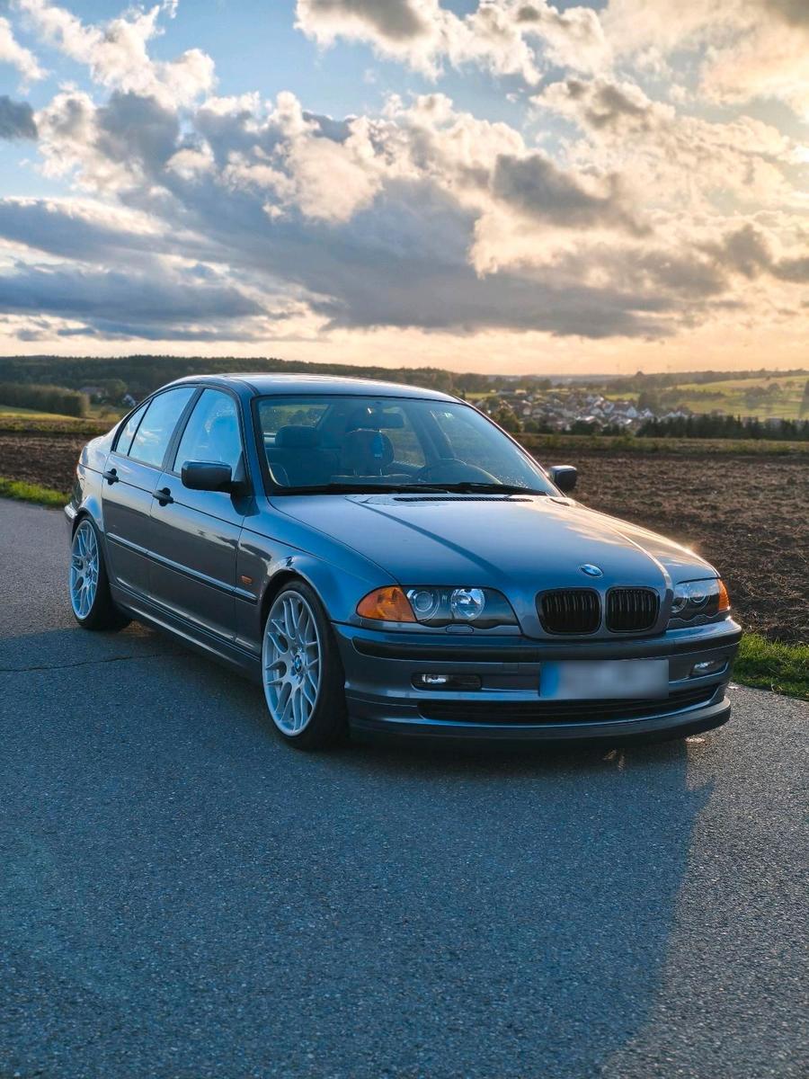 BMW 318