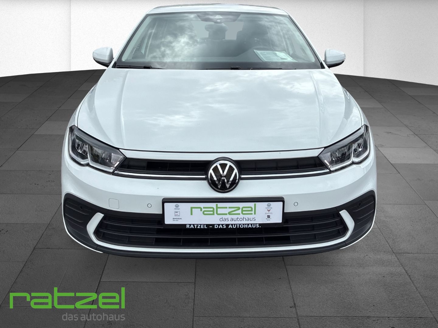 Fahrzeugabbildung Volkswagen Polo VI Life 1.0 Digitales Cockpit App Connect D