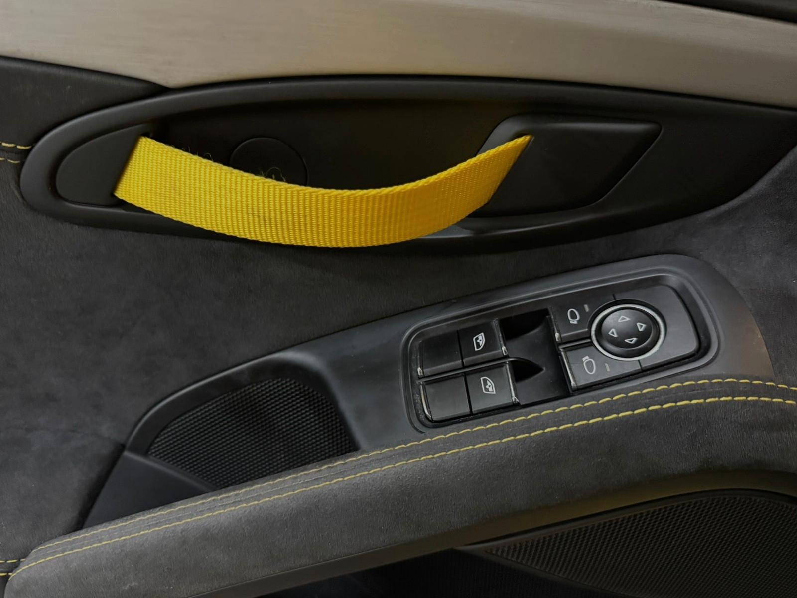 Porsche 718 Cayman GT4*LED*Carbon*Schalensitze*APPROVED*